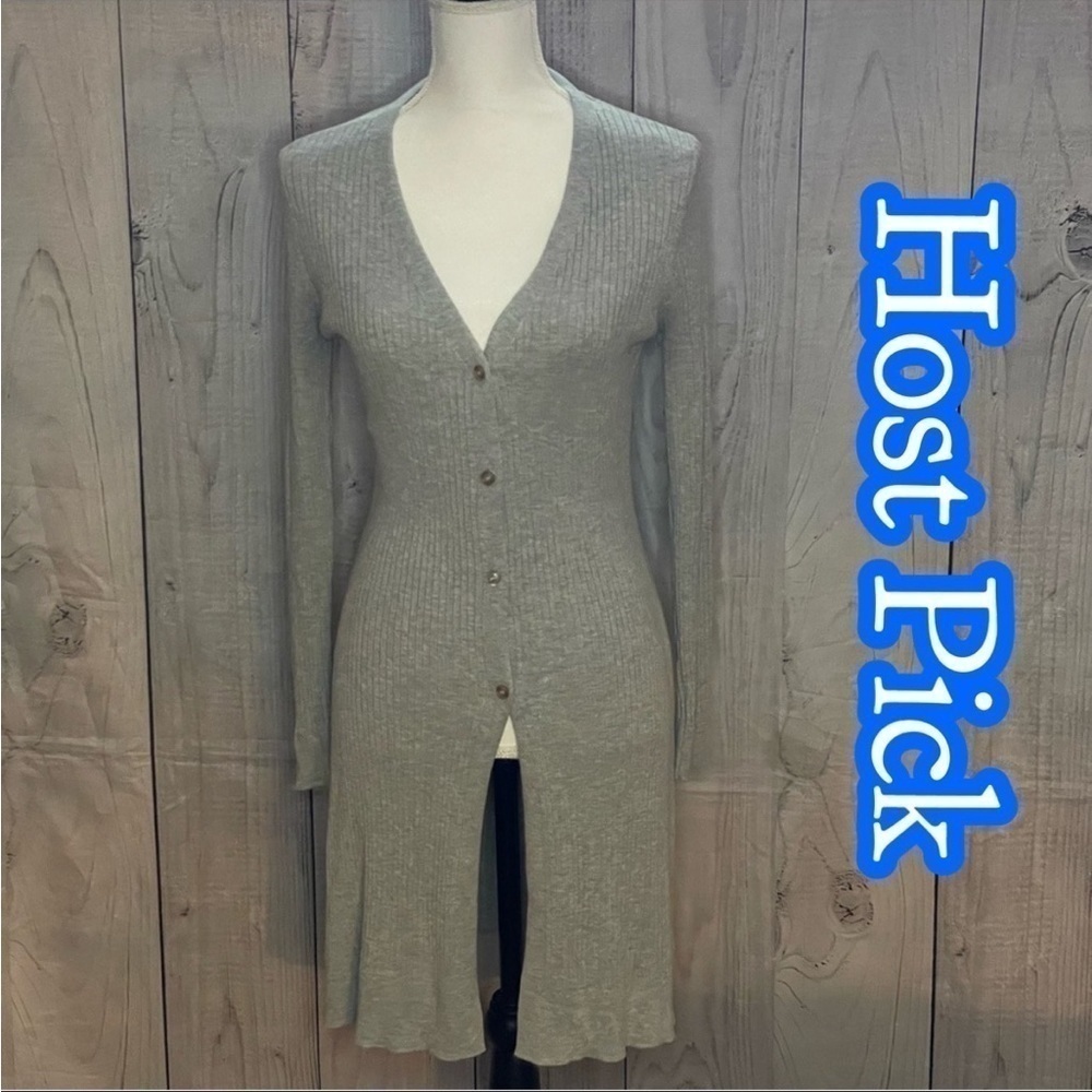 ✅2X Host Pick✅ Love Tree Button Cardigan, Medium